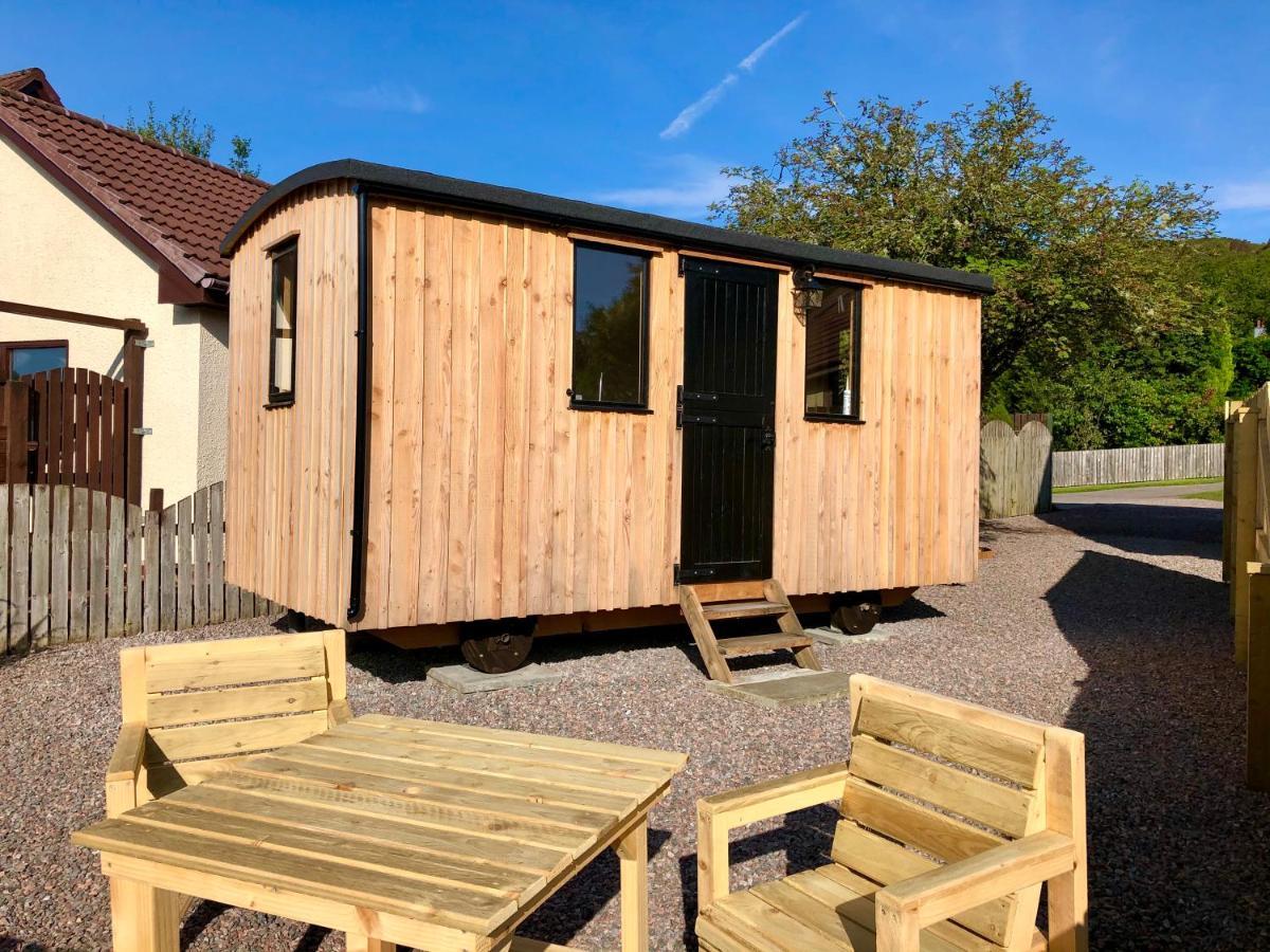 Per Ardua Shepherds Hut Форт-Вільям Екстер'єр фото