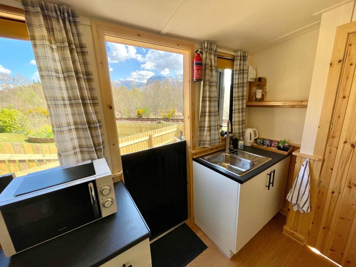 Per Ardua Shepherds Hut Форт-Вільям Екстер'єр фото